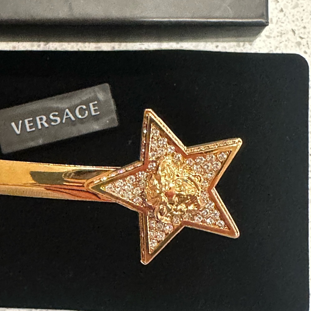 Authentic. Versace Medusa Gold Star Hair Clip with crystals. NEW with tags. - Picture 3 of 13